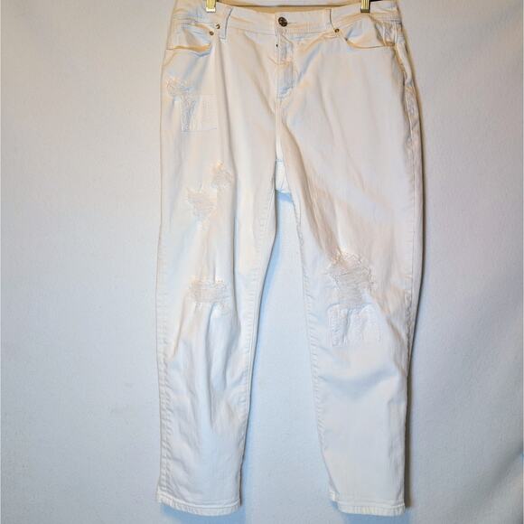 Chico's 1.5 The So Slimming Girlfriend Crop Denim White Jean Pant Womens - Picture 1 of 6